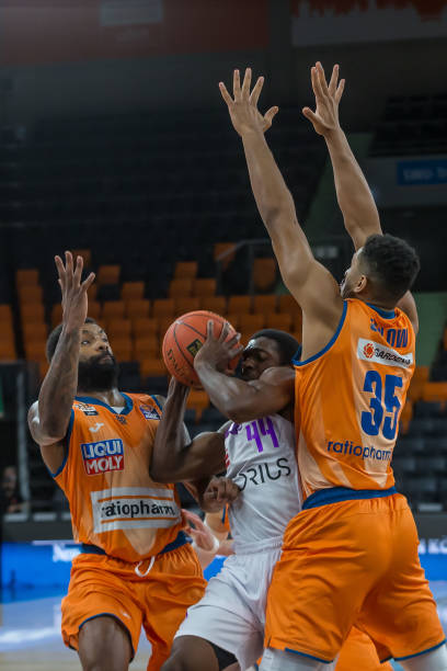 通过调整状 通过调整状