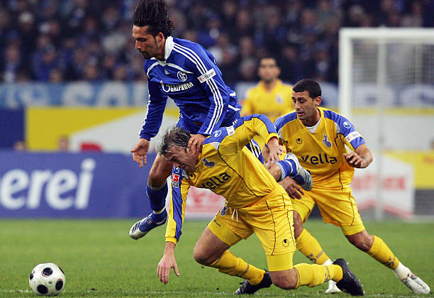 逆境中创造 逆境中创造