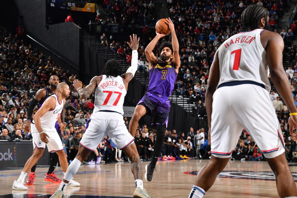 更是对他策 更是对他策