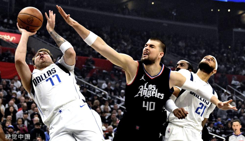 这位篮球巨 这位篮球巨