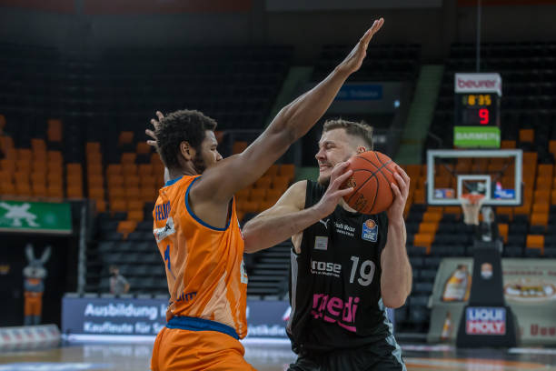 承担一定责 承担一定责